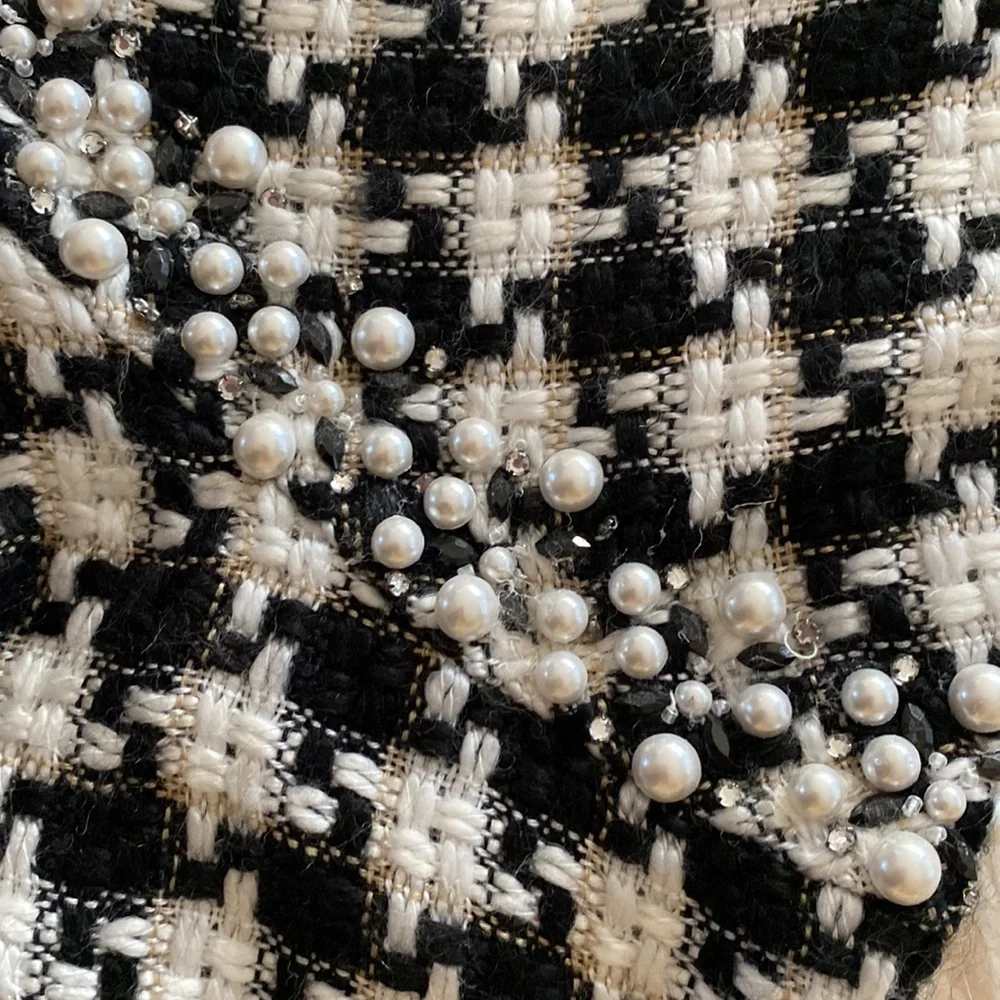 ... I .C . E ... skirt - Picture 2 of 11